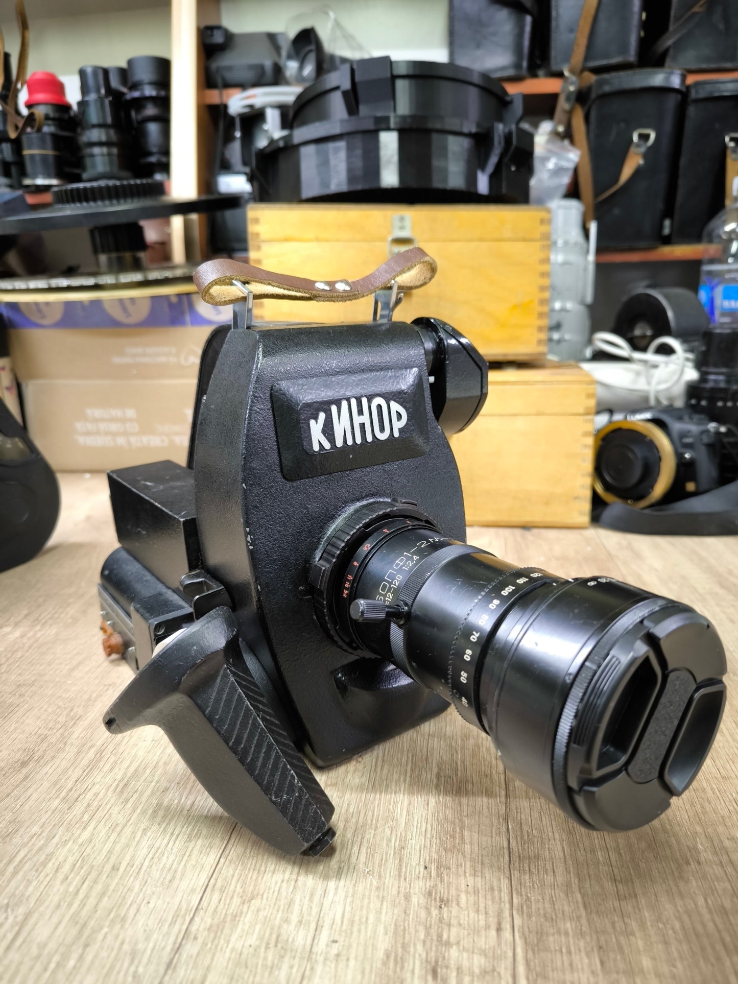 Kinor-16CX-2M Cine Camera Mags Lens XLR power Arri PL Super16 Ultra16 option