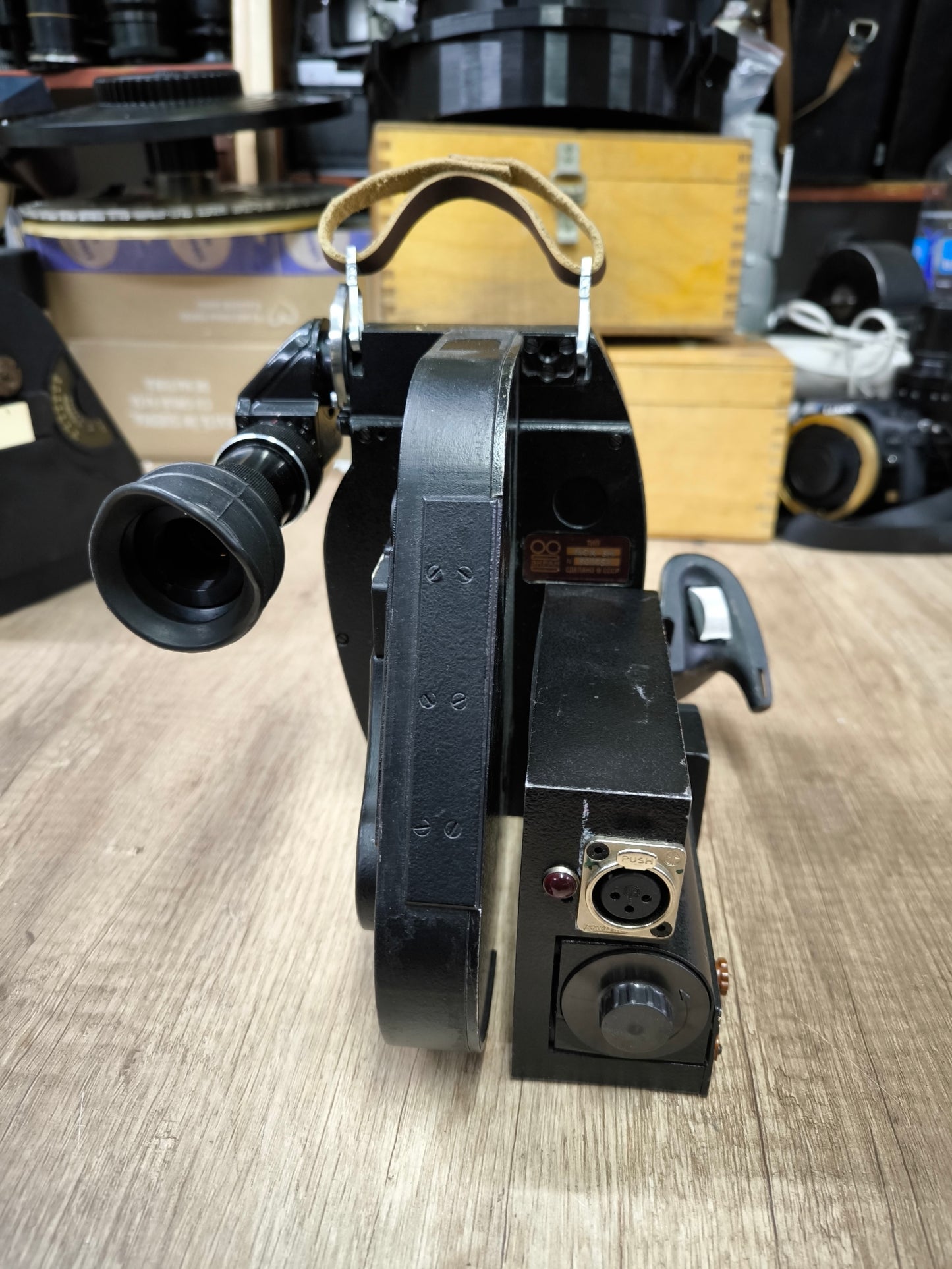 Kinor-16CX-2M Cine Camera Mags Lens XLR power Arri PL Super16 Ultra16 option