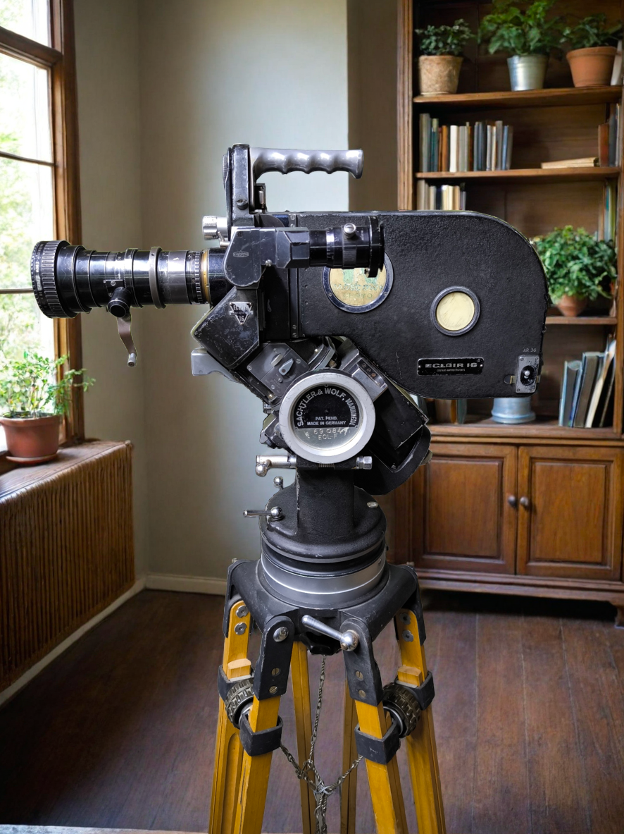 Eclair NPR 16mm Camera 400' Magazine motor tripod Angenieux 12-120 2.2 B Ultra16