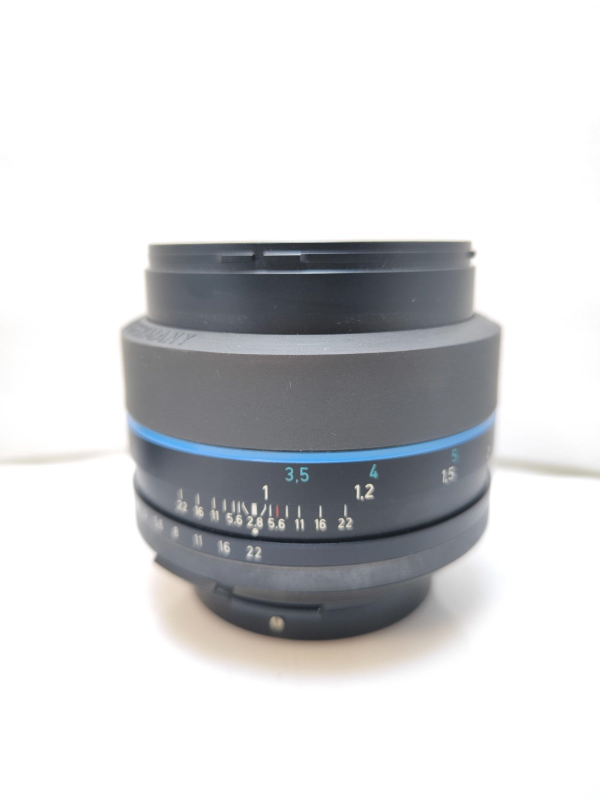 Very rare Exakta 80mm F/2.8 MC Schneider Lens Exakta 66 #14419340 Pentacon Six