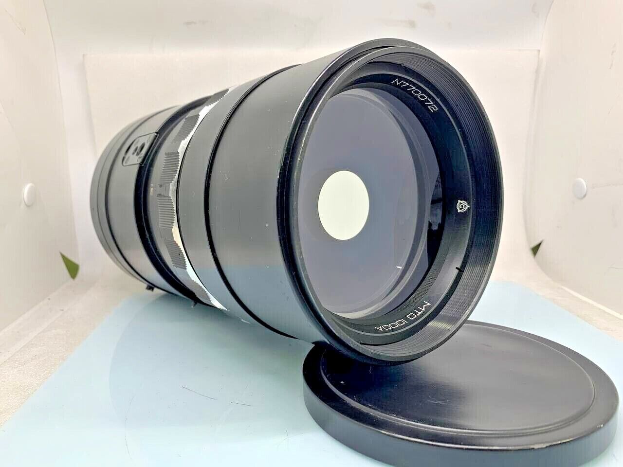 Soviet lens MTO-1000A 1100mm f/10.5 M42 Telephoto lens Mirror Maksutov
