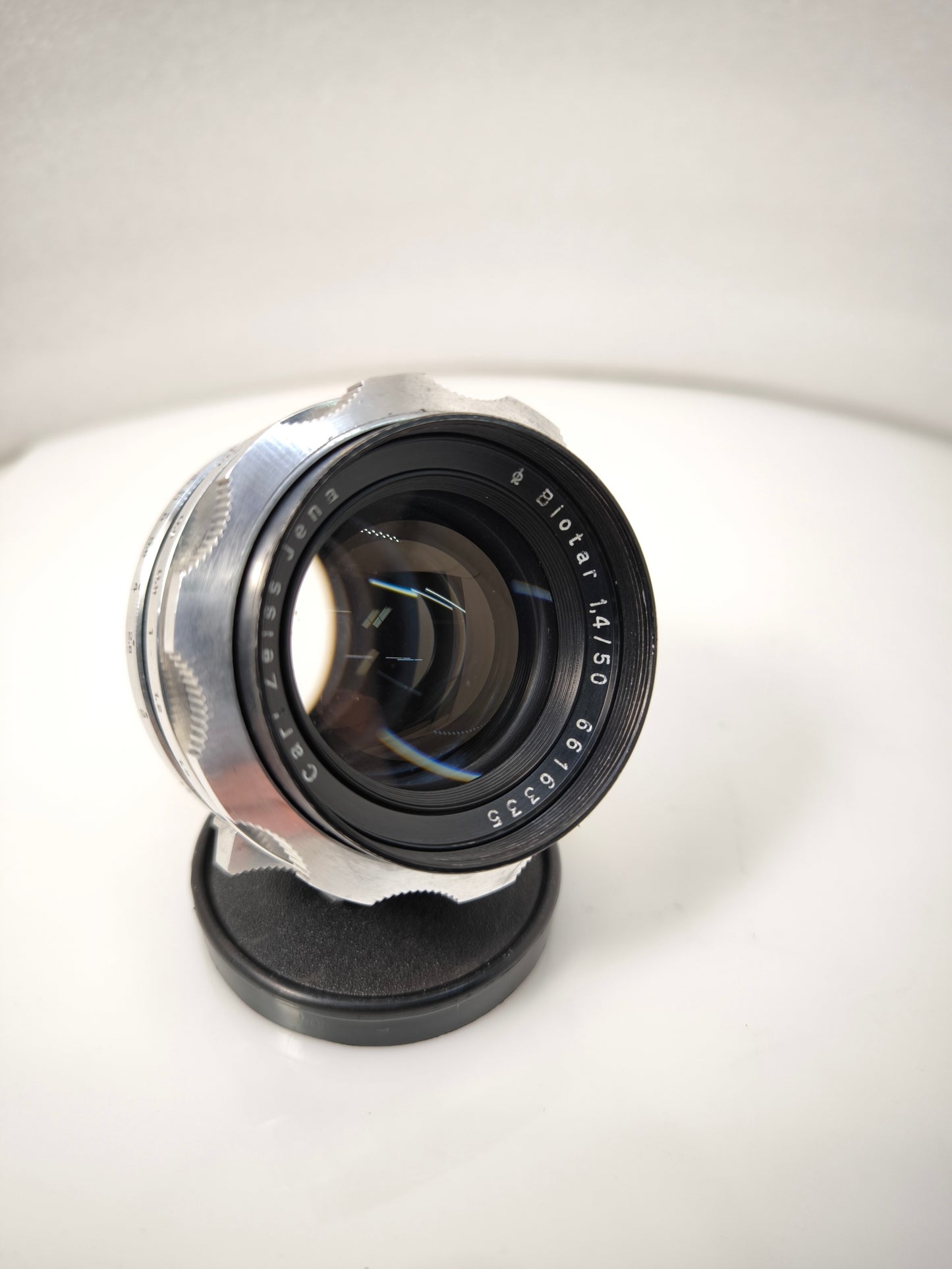 Swirly bokeh Biotar 50mm f/1.4 Carl Zeiss №6616335 cine lens Pentaflex16 Sony MFT