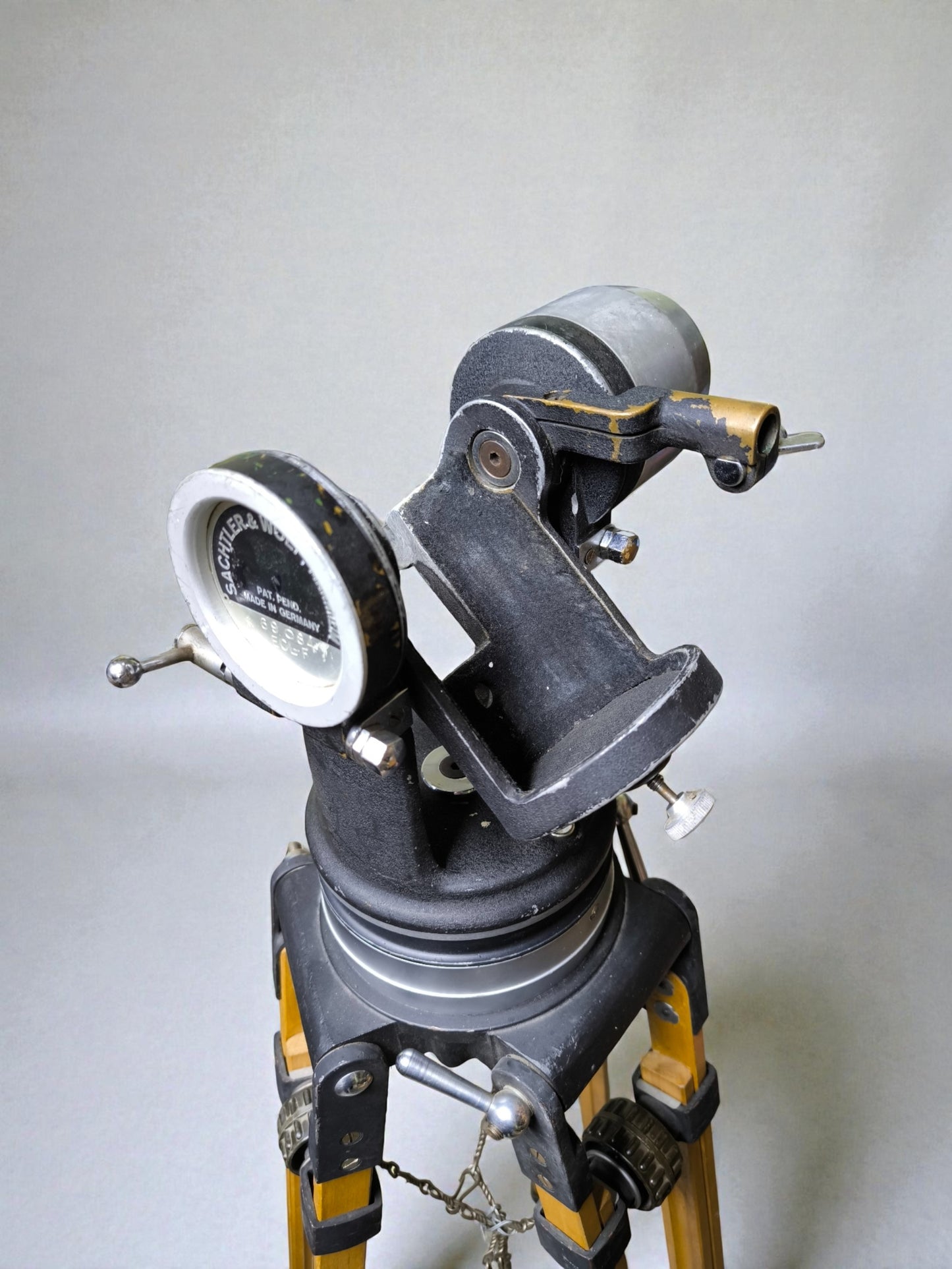 Eclair NPR 16mm Camera 400' Magazine motor tripod Angenieux 12-120 2.2 B Ultra16