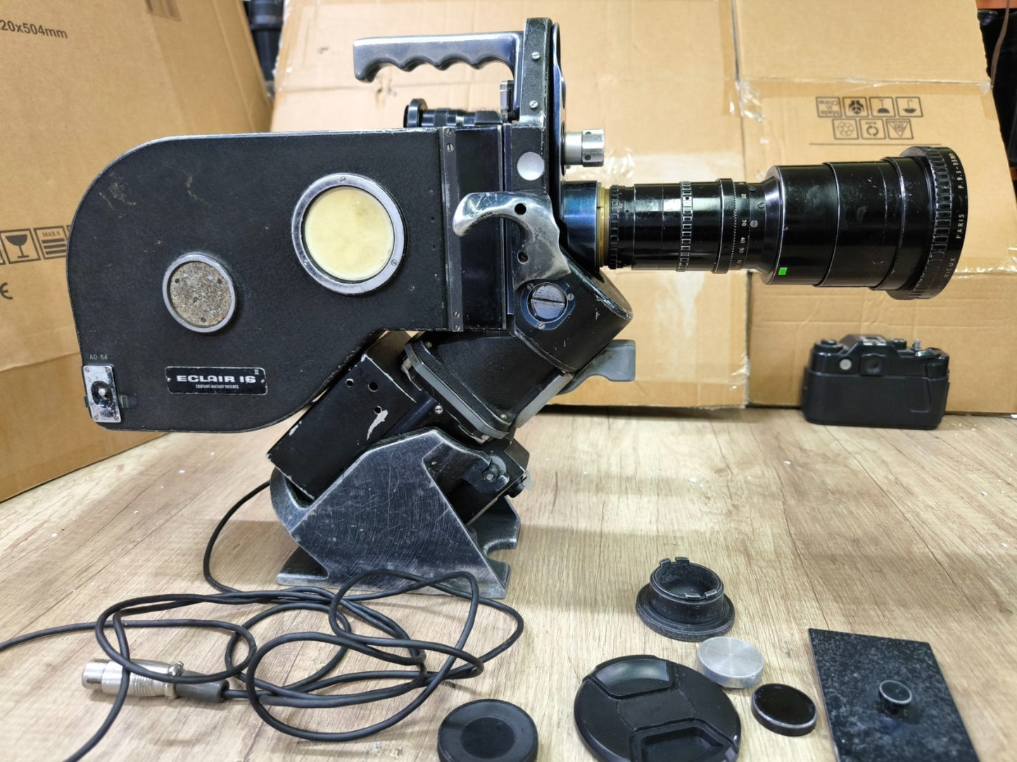 Eclair NPR 16mm Camera 400' Magazine motor tripod Angenieux 12-120 2.2 B Ultra16