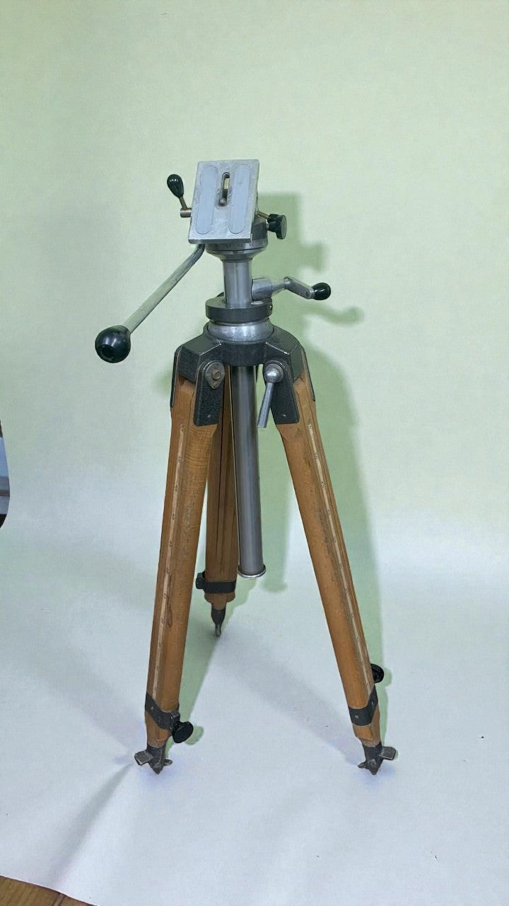 Wooden Tripod Telescopic Lift FKD 100-200cm Konvas Kinor Movie Cameras Berlebach