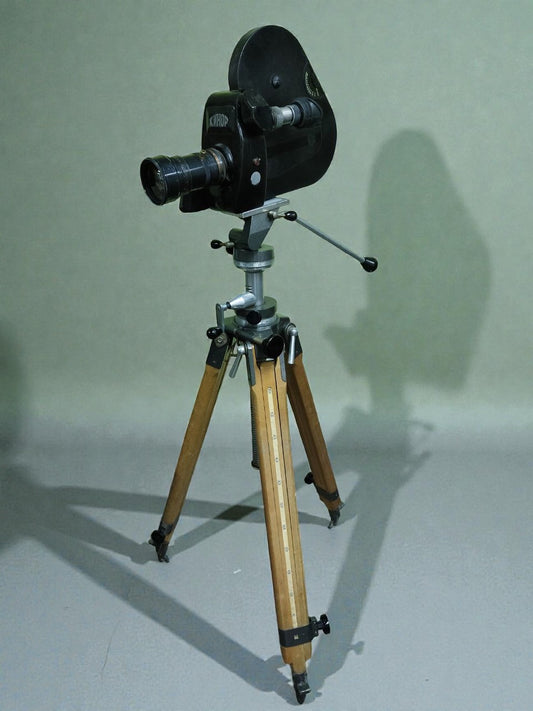 Wooden Tripod Telescopic Lift FKD 100-200cm Konvas Kinor Movie Cameras Berlebach