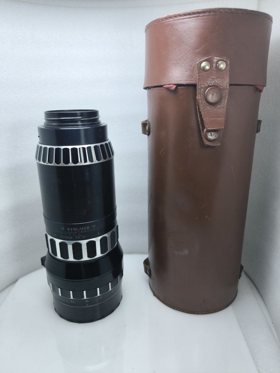 Tair-33 300mm f/4.5 medium format lens  Kiev-88 Salut-C Salyut Zenith-80 Revue 6x6