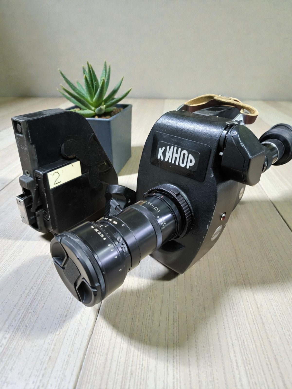 Kinor 16CX-2M Arri PL Super16 Ultra16 Cine Kamera XLR Power 16OPF Zoomobjektiv