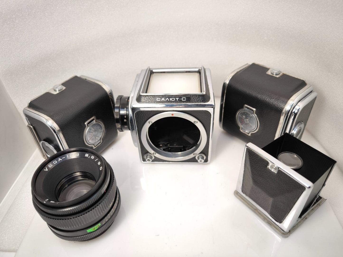 Salut-C 6x6 SLR CLA Medium Format Camera Salut-S Salyut (Kiev-88 Hasselblad)